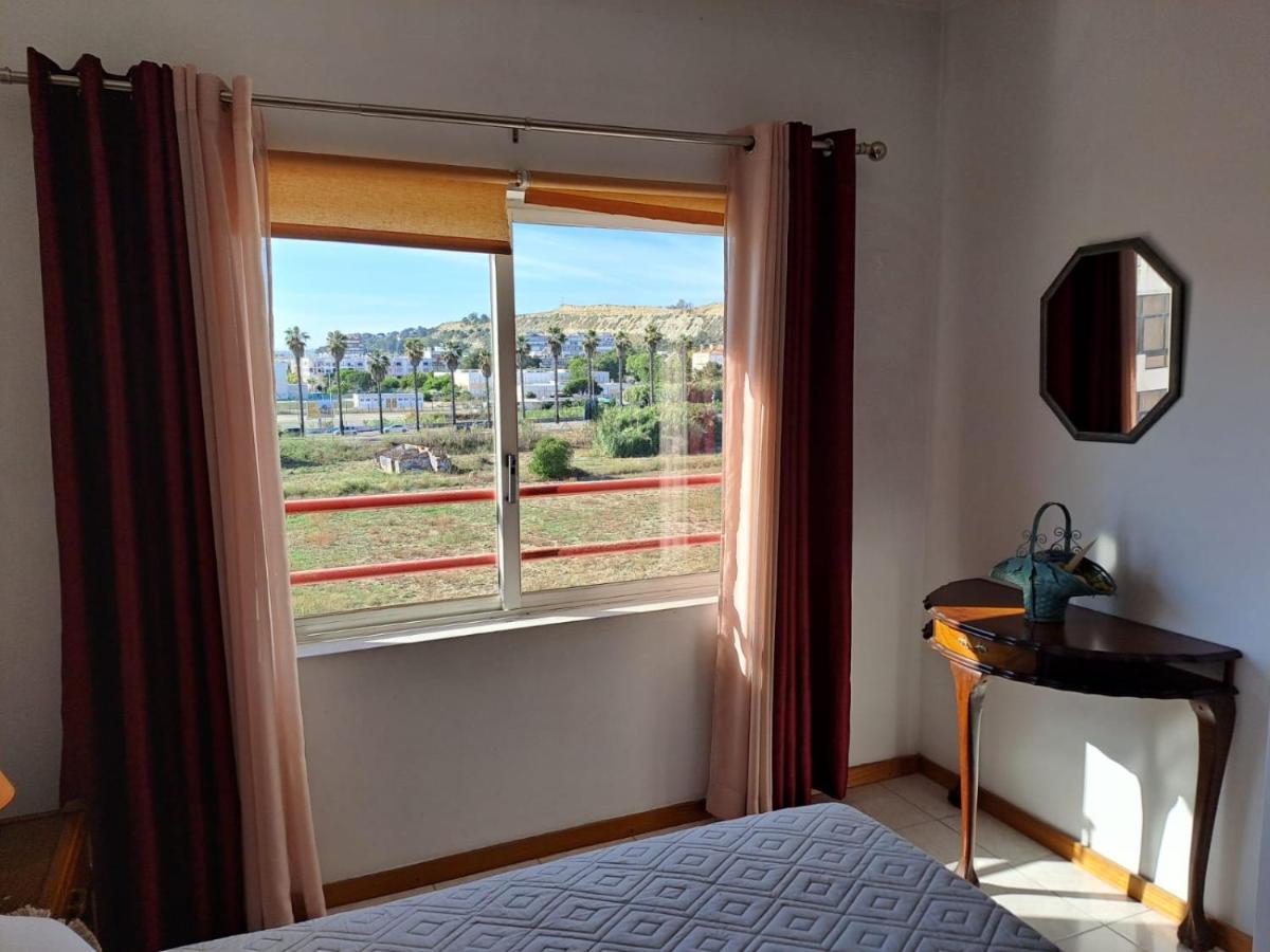 Remarkable 1 Bedroom Apartment 코스타 다 카파리카 외부 사진